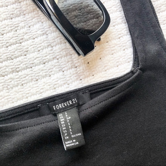 Crop top - Picture 5 of 5